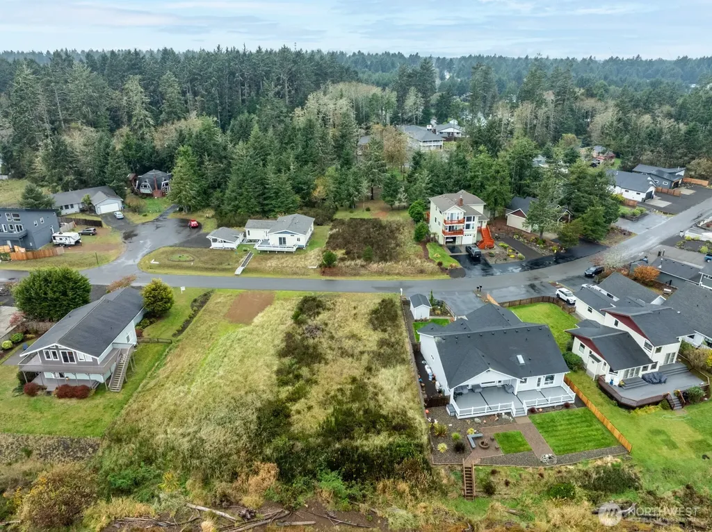 130 Sunrise Avenue SE Ocean Shores WA 98569