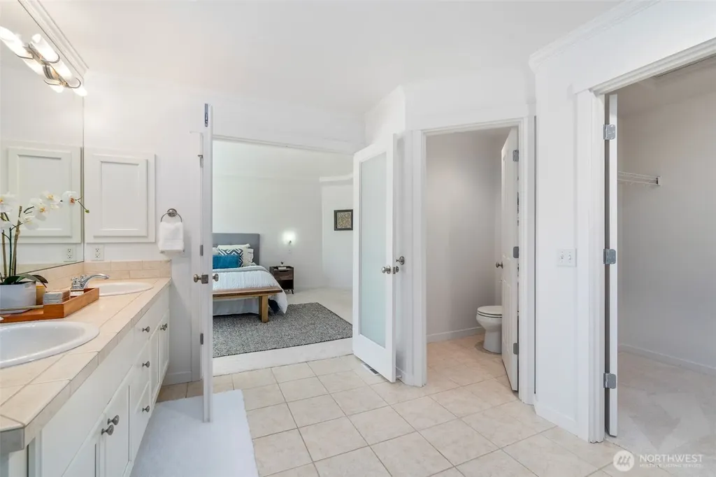 16563 NE 119th Way Redmond WA 98052