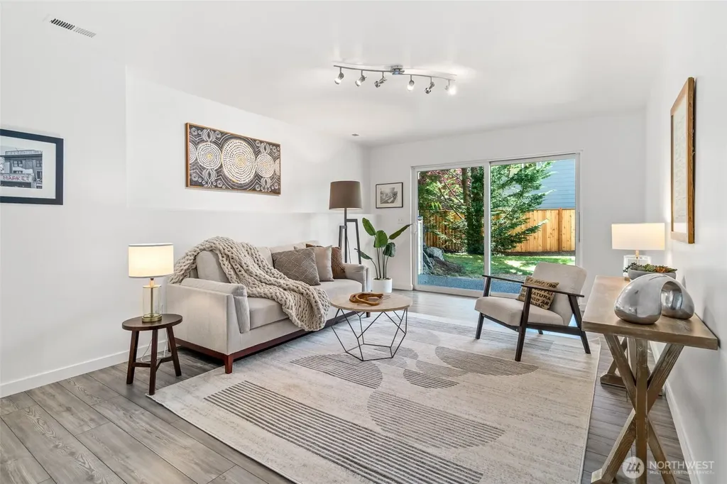 16563 NE 119th Way Redmond WA 98052