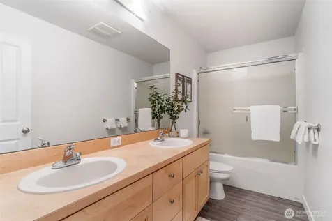 16563 NE 119th Way Redmond WA 98052