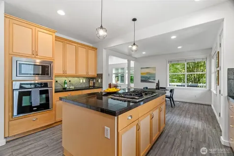16563 NE 119th Way Redmond WA 98052