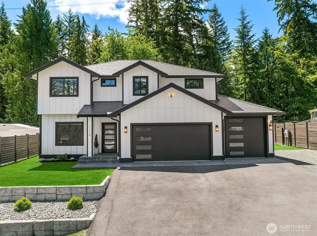 11718 64th Place NE Lake Stevens WA 98258