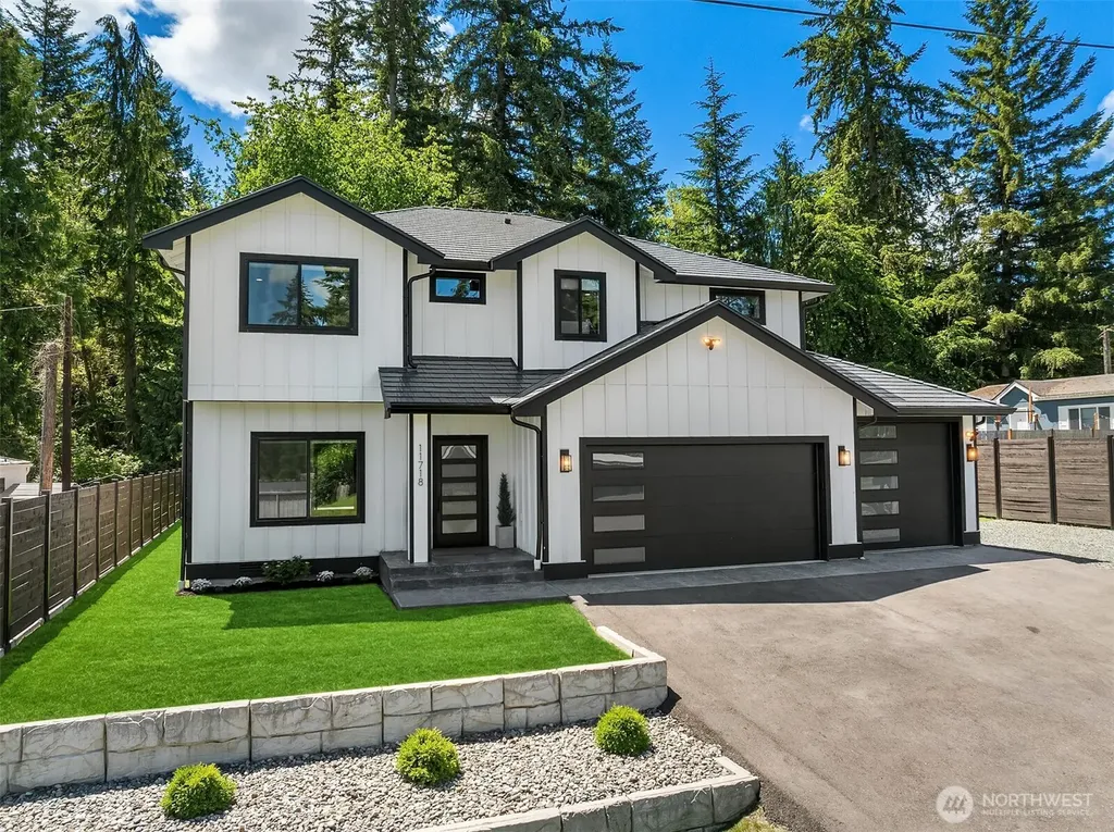 11718 64th Place NE Lake Stevens WA 98258