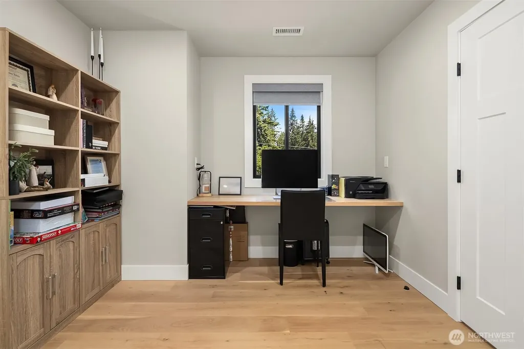11718 64th Place NE Lake Stevens WA 98258