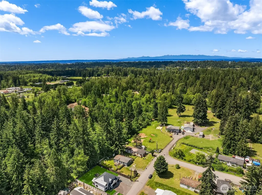 11718 64th Place NE Lake Stevens WA 98258