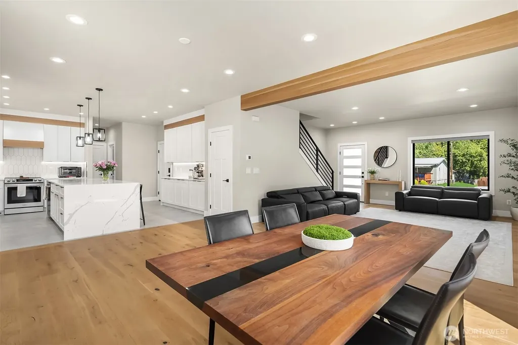 11718 64th Place NE Lake Stevens WA 98258