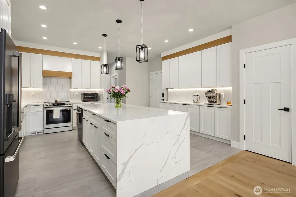 11718 64th Place NE Lake Stevens WA 98258