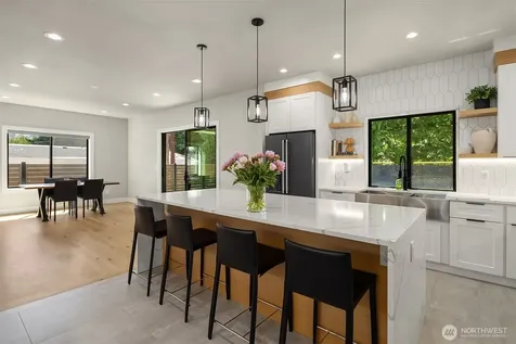 11718 64th Place NE Lake Stevens WA 98258
