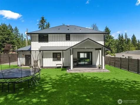 11718 64th Place NE Lake Stevens WA 98258