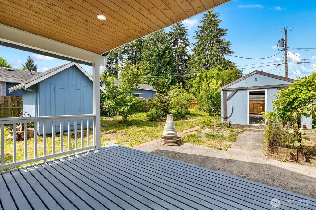 1710 Maple Street Everett WA 98201