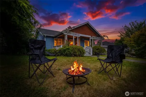1710 Maple Street Everett WA 98201