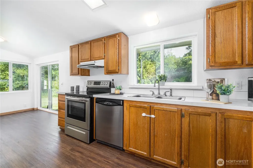 801 SE Mill Creek Shelton WA 98584