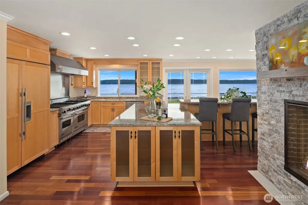 2106 Breezy Point Road Camano Island WA 98282
