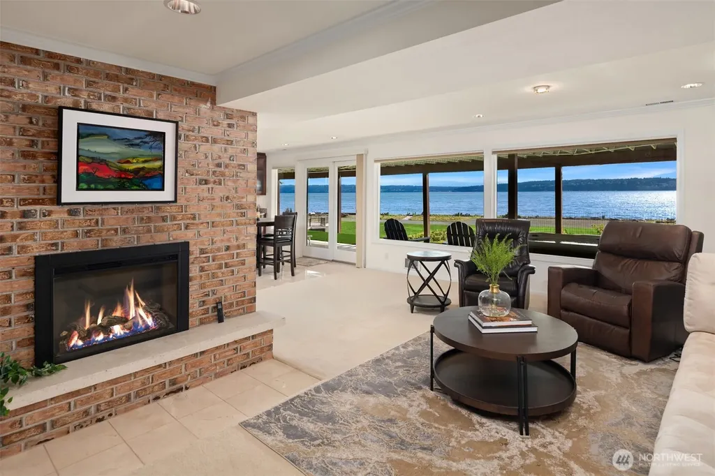 2106 Breezy Point Road Camano Island WA 98282