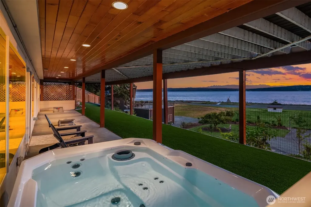 2106 Breezy Point Road Camano Island WA 98282