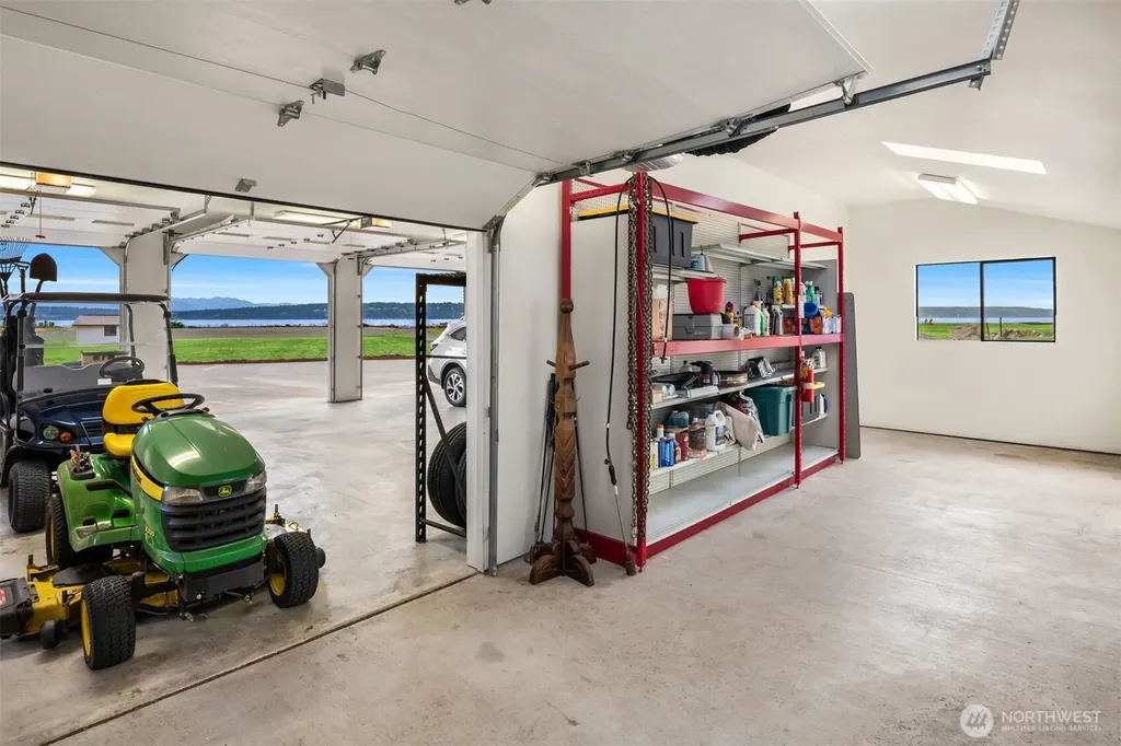 2106 Breezy Point Road Camano Island WA 98282