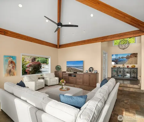 2106 Breezy Point Road Camano Island WA 98282