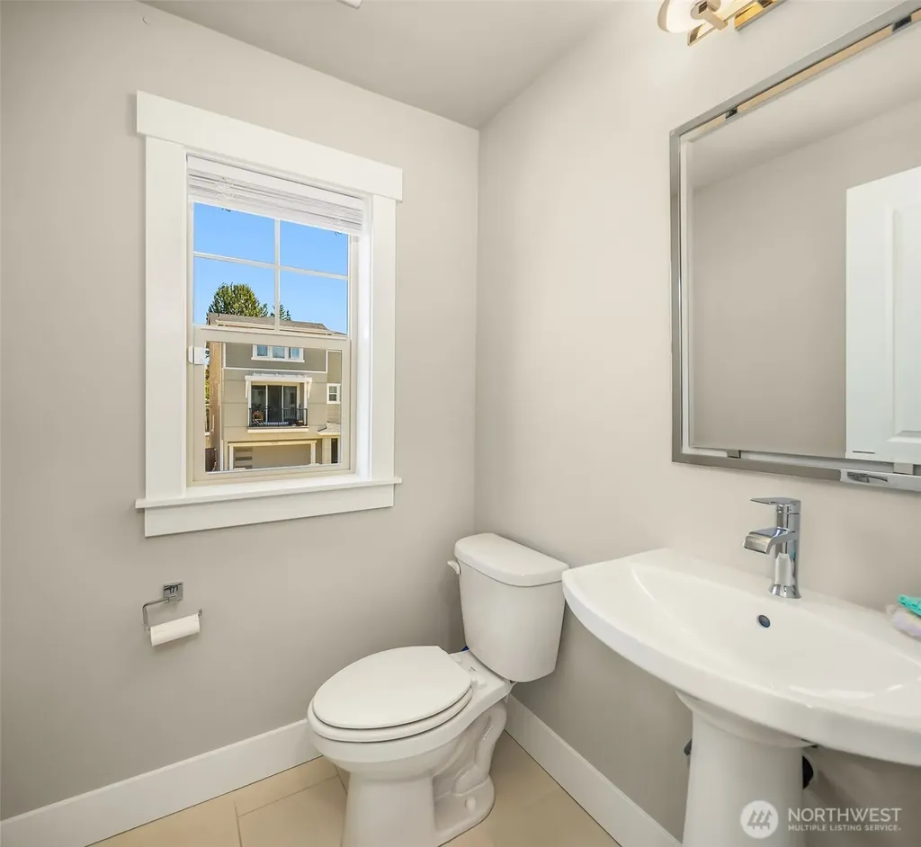 14012 12th Place W Lynnwood WA 98087
