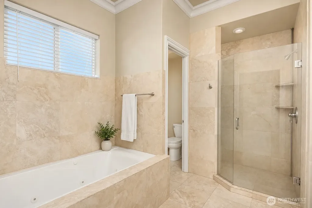 6404 NE 181st Street Kenmore WA 98028