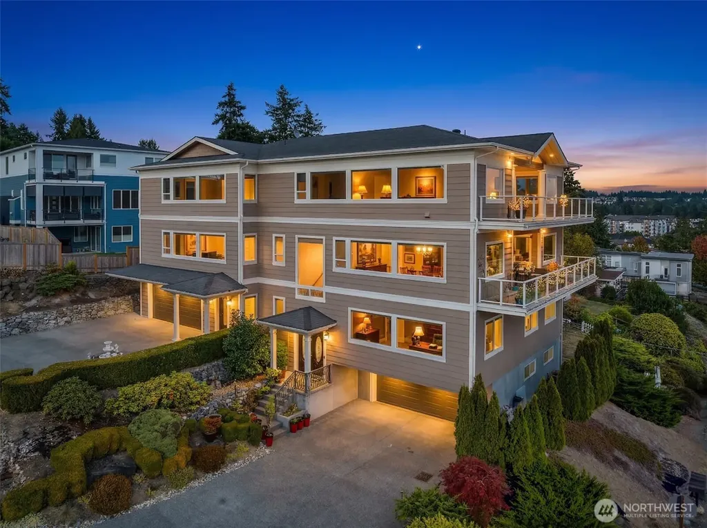 6404 NE 181st Street Kenmore WA 98028