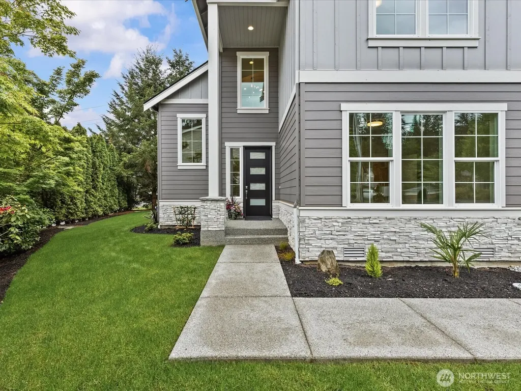9207 NE 175th Street Bothell WA 98011