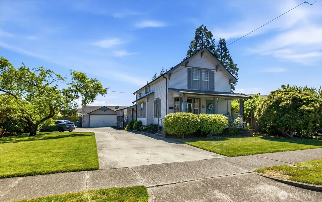 1718 Langdon Street Sumner WA 98390