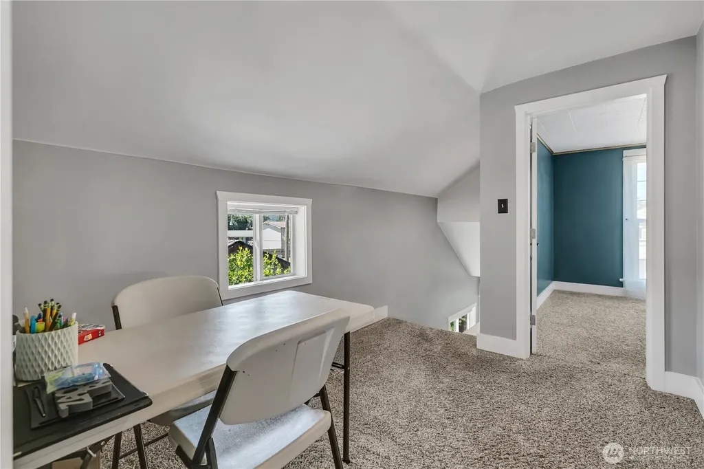 1718 Langdon Street Sumner WA 98390