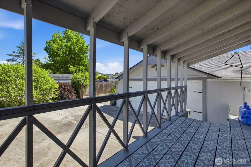 1718 Langdon Street Sumner WA 98390