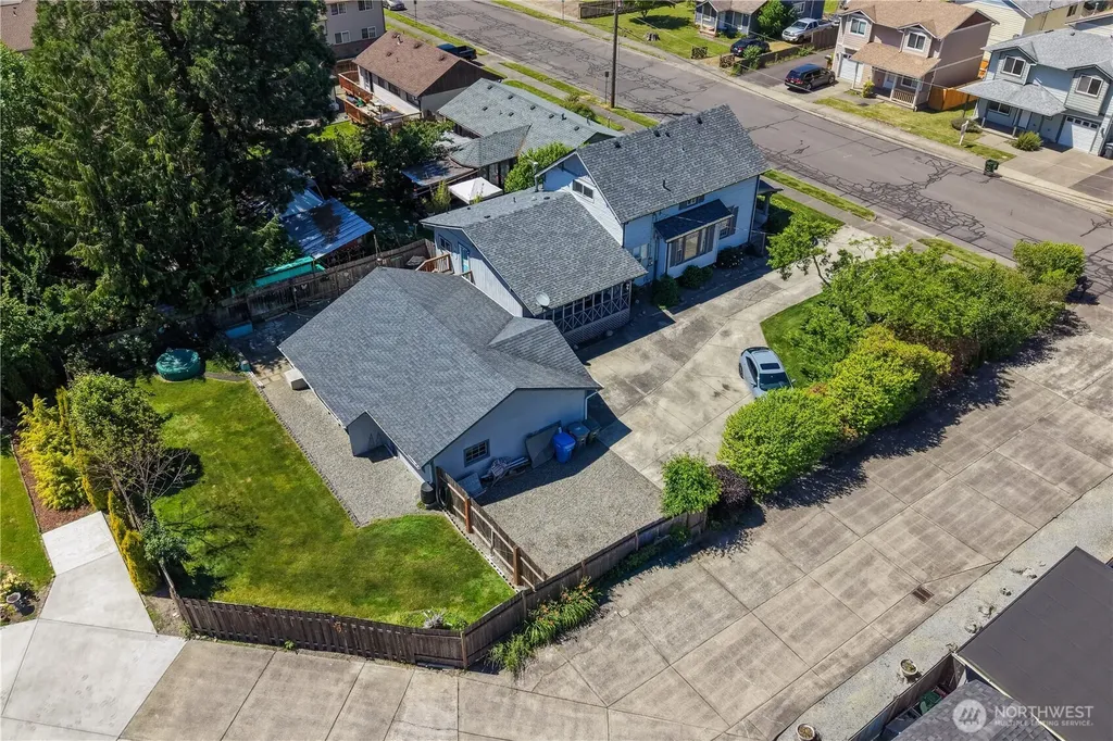 1718 Langdon Street Sumner WA 98390