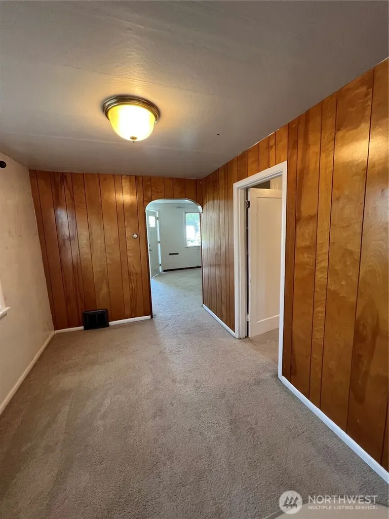 2219 Rockefeller Avenue Everett WA 98201