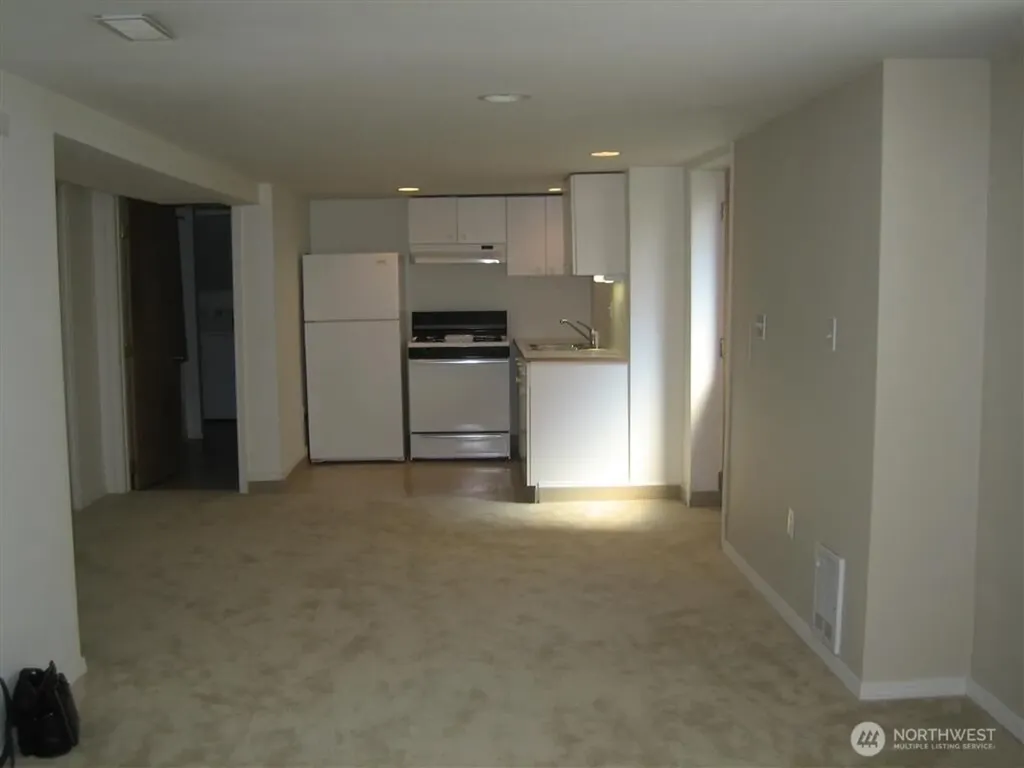 2219 Rockefeller Avenue Everett WA 98201