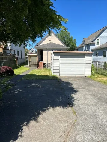 2219 Rockefeller Avenue Everett WA 98201