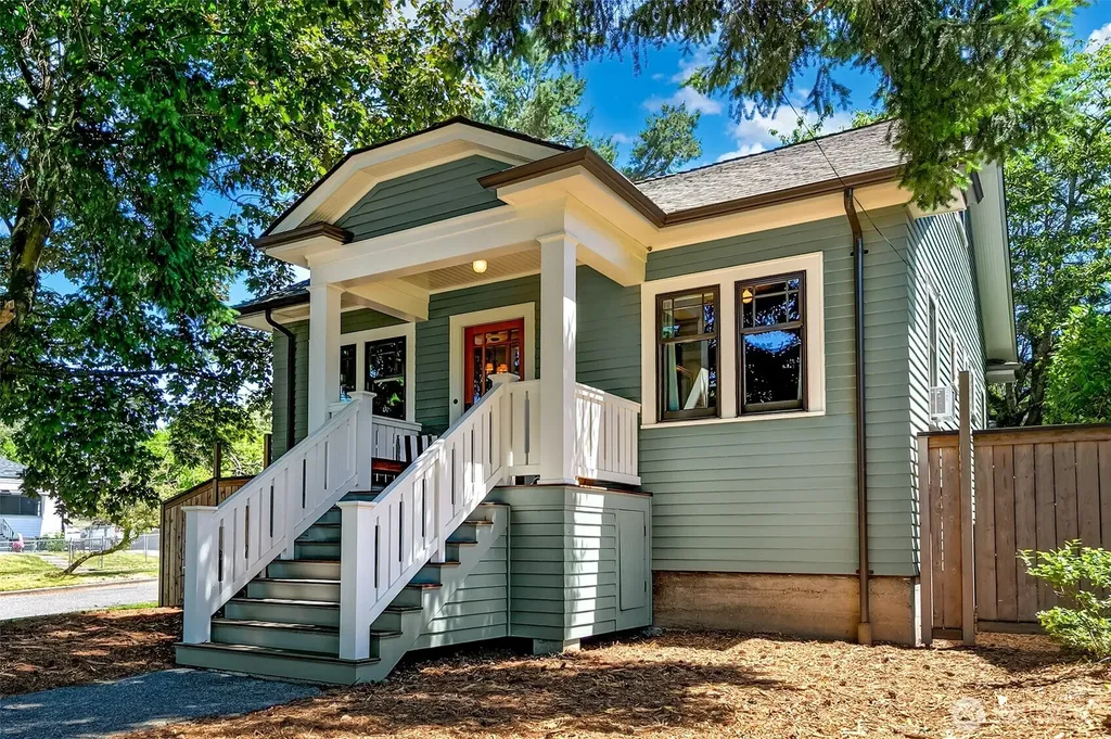 360 27th Avenue Seattle WA 98122