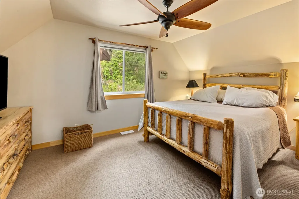 161 Eagle View Drive Ronald WA 98940