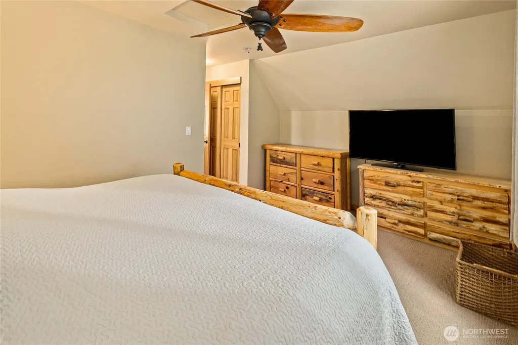 161 Eagle View Drive Ronald WA 98940