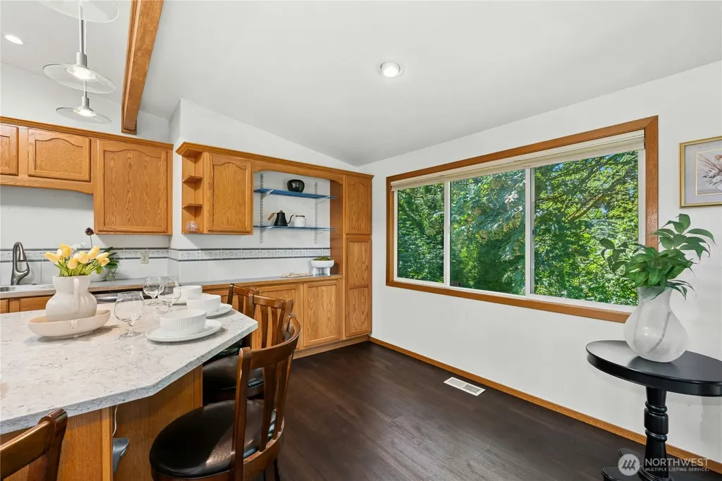 5221 120th Avenue SE Bellevue WA 98006