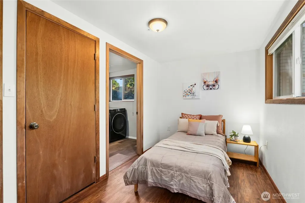 5221 120th Avenue SE Bellevue WA 98006
