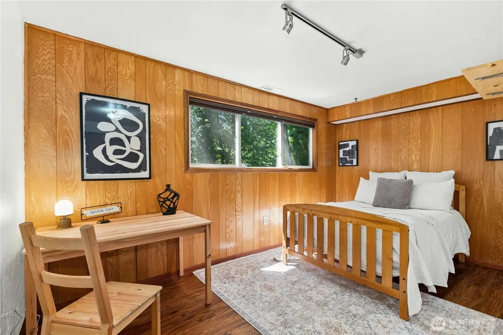 5221 120th Avenue SE Bellevue WA 98006