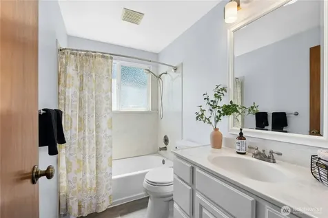 5221 120th Avenue SE Bellevue WA 98006