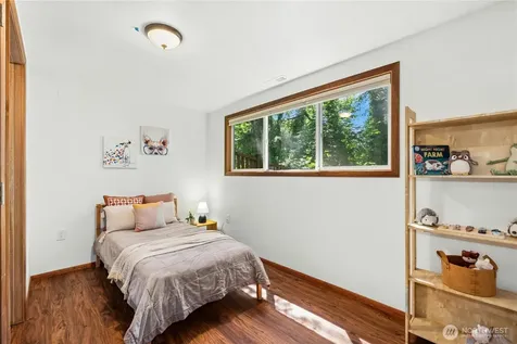 5221 120th Avenue SE Bellevue WA 98006