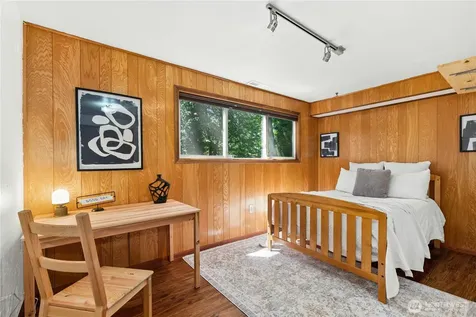 5221 120th Avenue SE Bellevue WA 98006