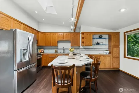 5221 120th Avenue SE Bellevue WA 98006