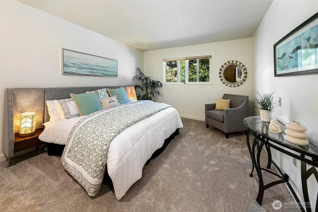 2221 Gilman Drive W Seattle WA 98119