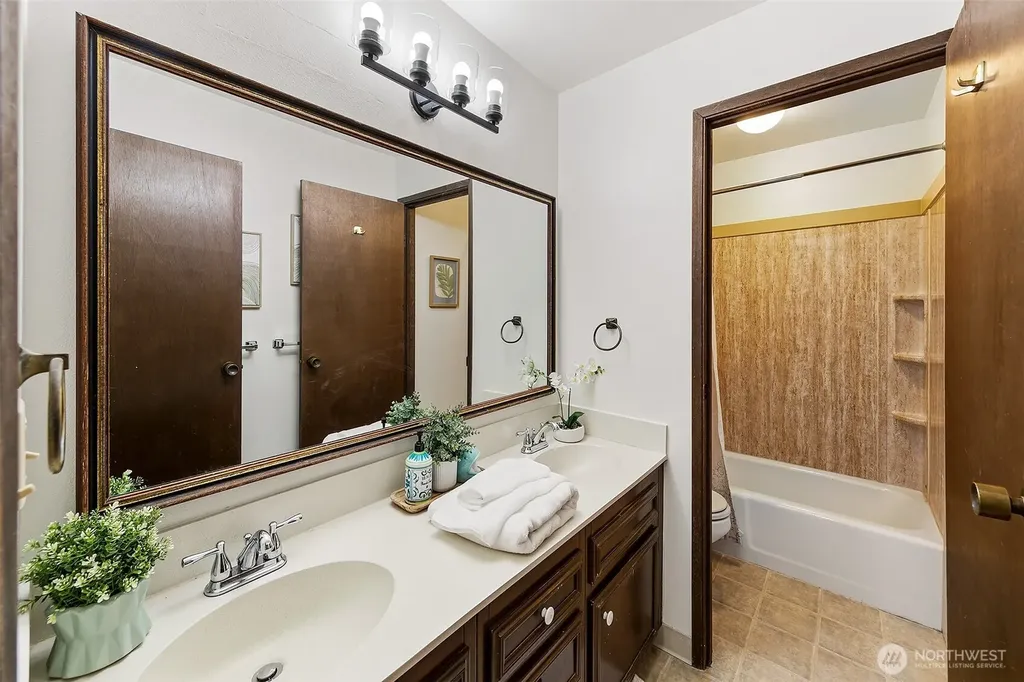 2221 Gilman Drive W Seattle WA 98119