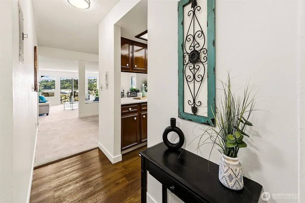 2221 Gilman Drive W Seattle WA 98119