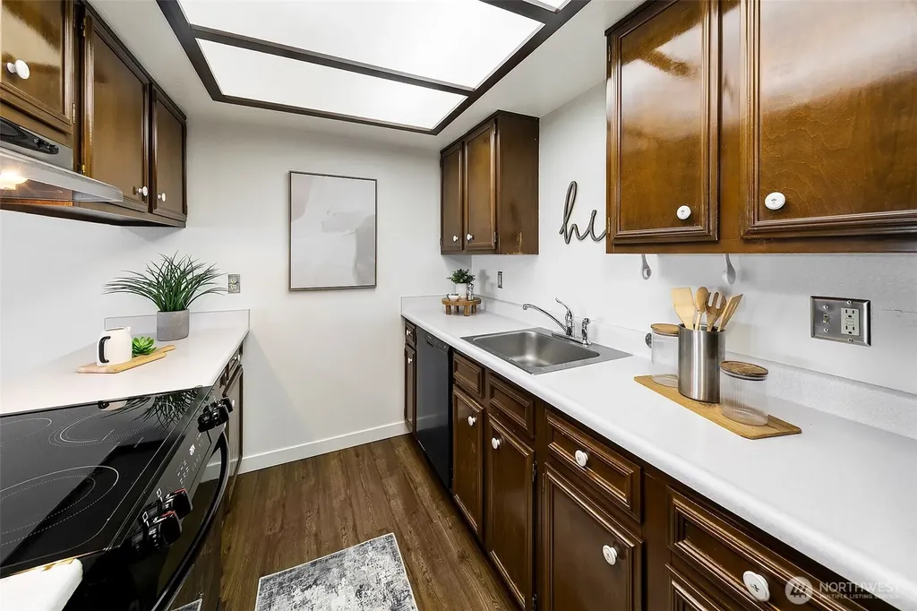 2221 Gilman Drive W Seattle WA 98119
