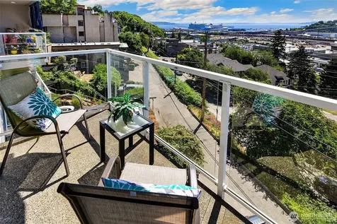 2221 Gilman Drive W Seattle WA 98119