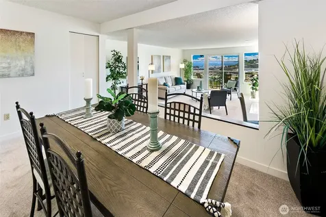 2221 Gilman Drive W Seattle WA 98119