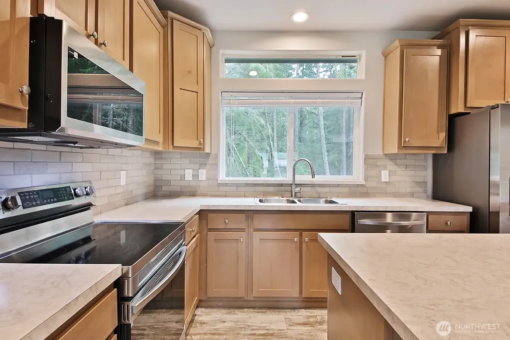 46 E Welcher Road Coupeville WA 98239