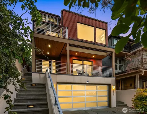 2619 Warren Avenue N Seattle WA 98109